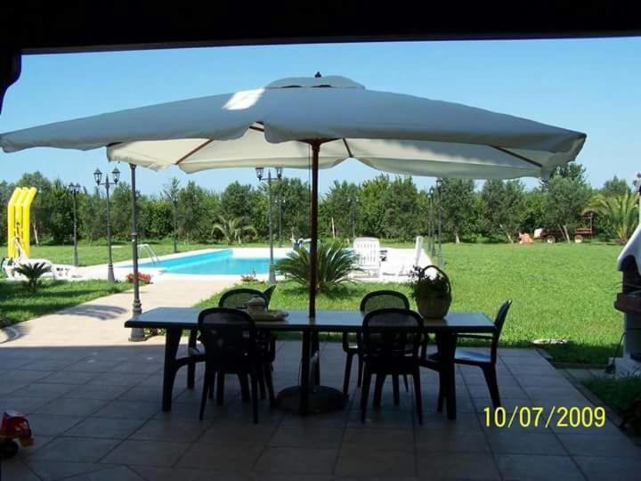 Agriturismo L' Annunziata Lizzano (Apulia) Exterior foto